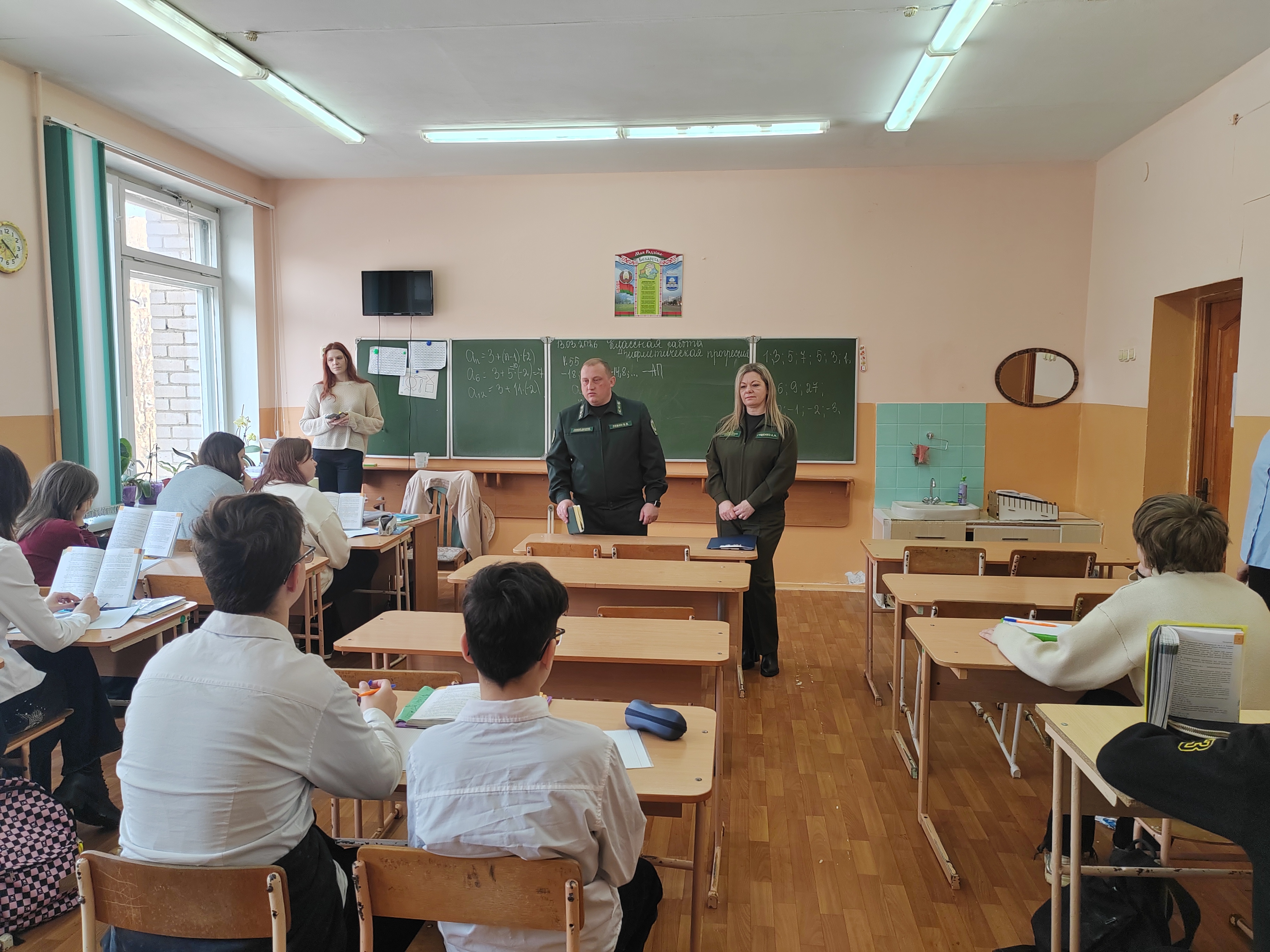 За кадрами-в соседний район! 